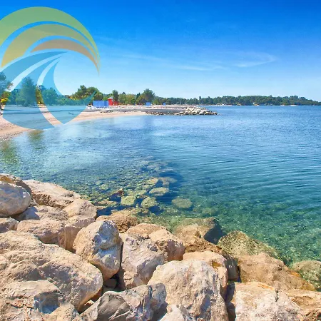 House Puntizela With Pool 747