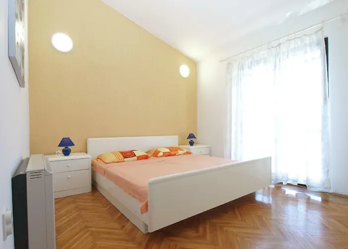 펜션 House Puntizela With Big Pool 32M2 - 747 풀라
