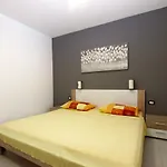 House Puntizela With Big Pool 32M2 - 747
