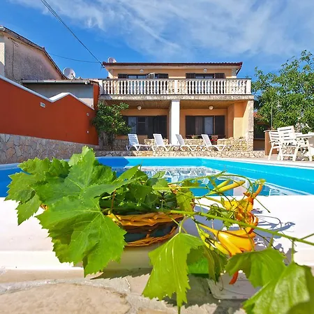 House Puntizela With Pool 747 Pula