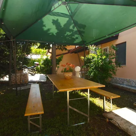 House Puntizela 850M From The Beach - 747 펜션 *