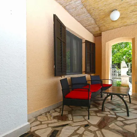 Holiday home House Puntizela 747 *