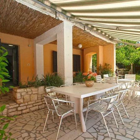 House Puntizela 747 Holiday home Pula