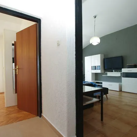 House Puntizela 850M From The Beach - 747 펜션 *