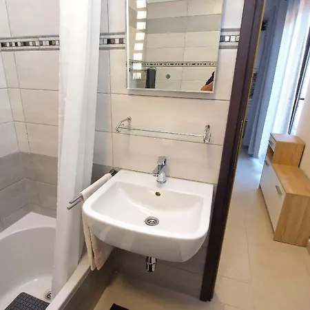 Dom wakacyjny House Puntizela With Pool 747 *