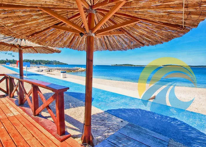 House Puntizela With Big Pool 32M2 - 747 *