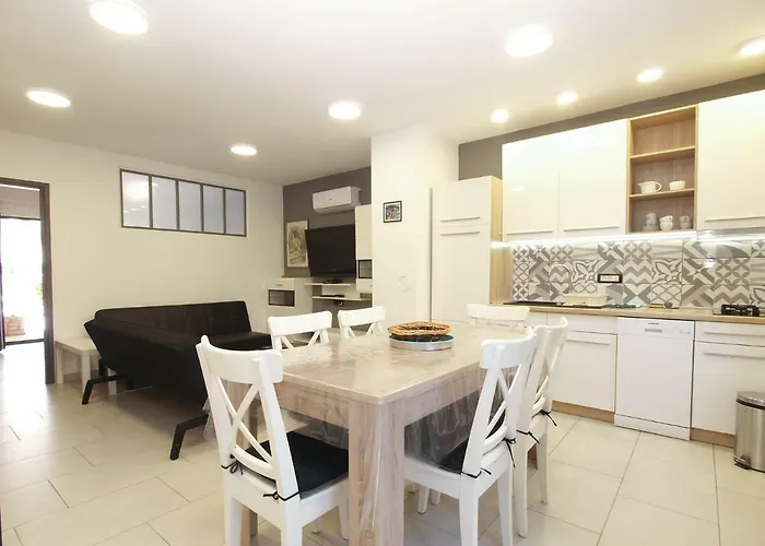 Semesterbostad House Puntizela With Big Pool 32M2 - 747 *