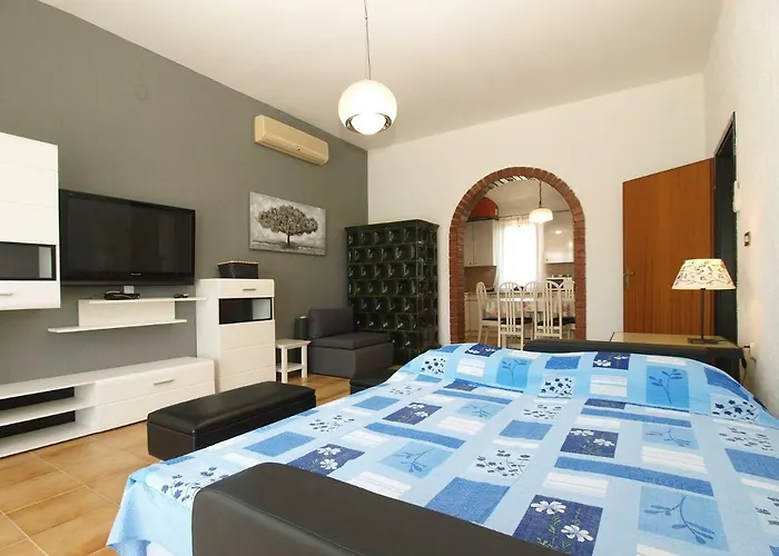 House Puntizela With Big Pool 32M2 - 747 *